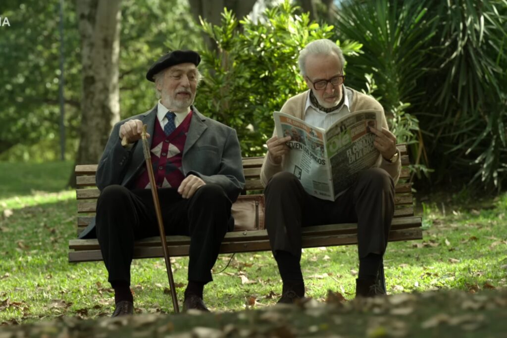 La nueva película argentina que mezcla humor, política y amistad en un banco de plaza