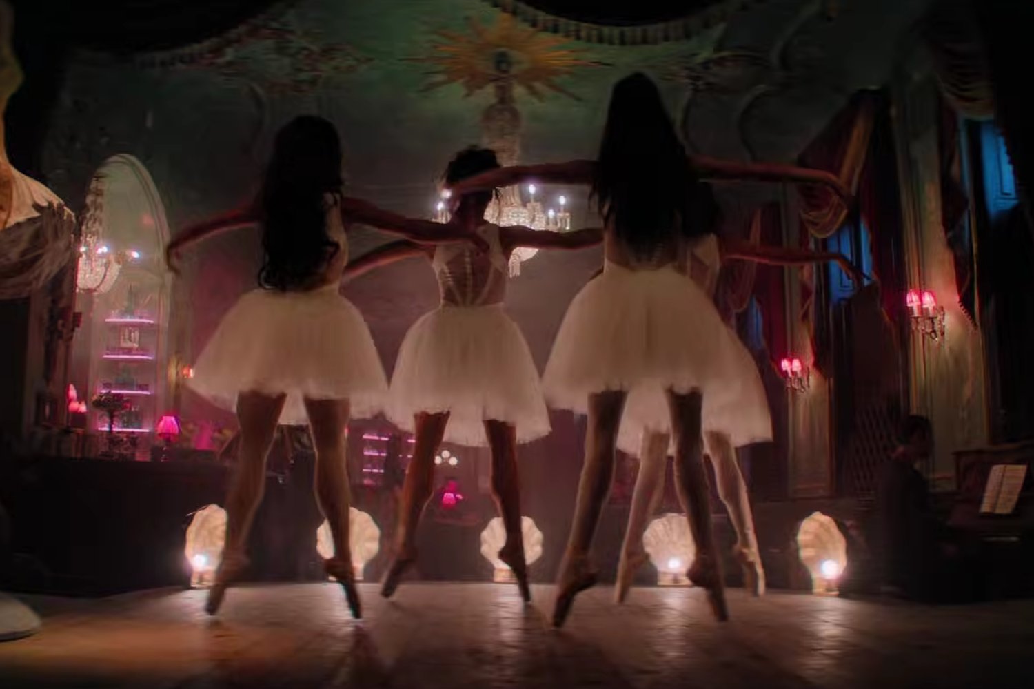 Cinco bailarinas quedan atrapadas en un bosque remoto: el thriller de supervivencia que llega a finales de marzo