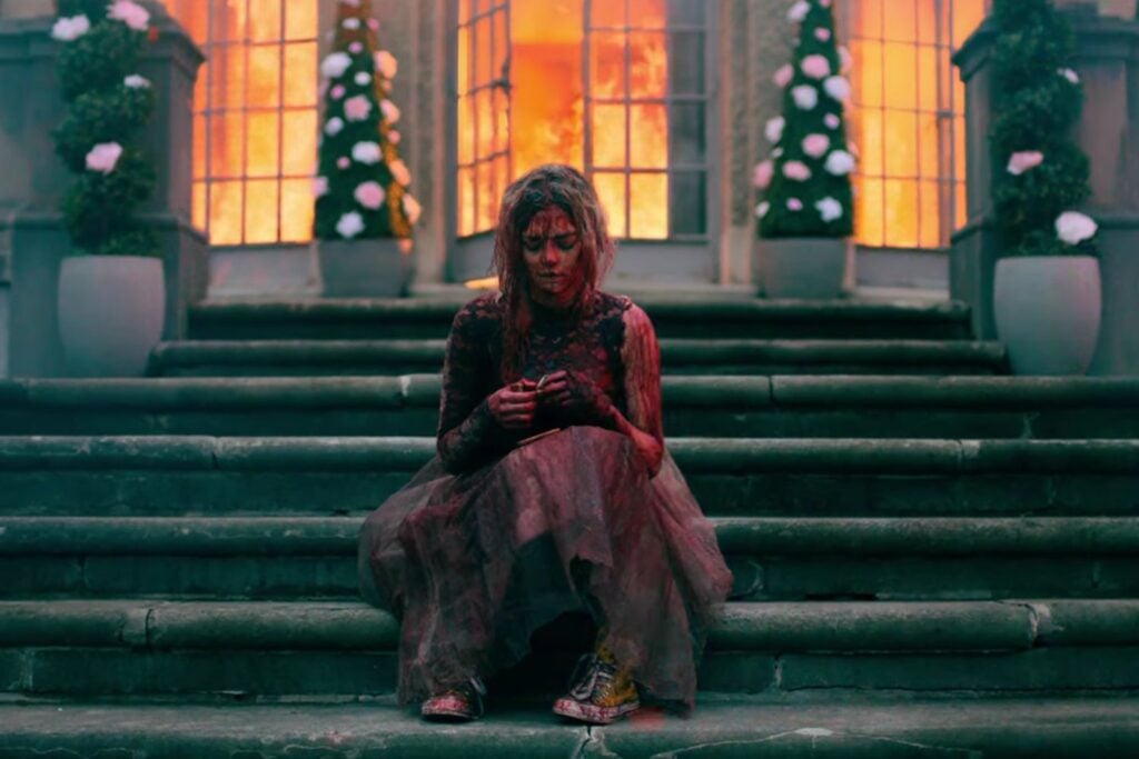 De ritual familiar a red global: la secuela que multiplica el peligro