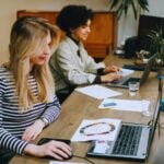 Noruega ya trabajaba menos que casi todos. Ahora quiere trabajar todavía menos sin perder productividad. La generación Z está empujando un cambio que incomoda incluso al país más eficiente de Europa