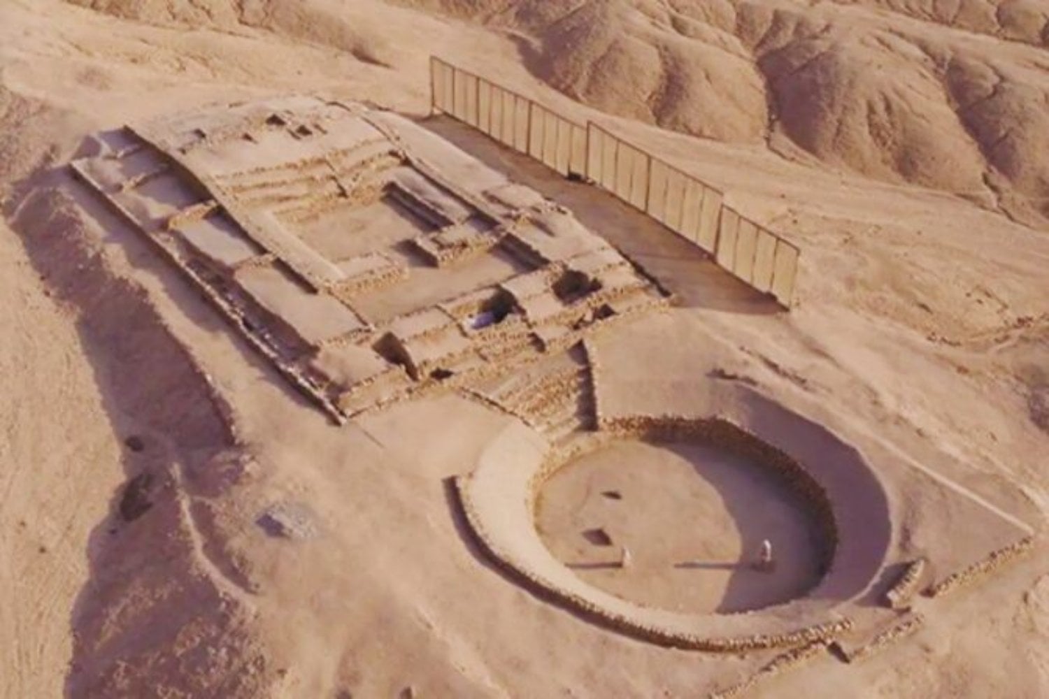 Una estructura enterrada durante milenios en Perú está obligando a replantear el origen de la civilización en América. No estaba donde pensábamos ni era tan aislada como creíamos