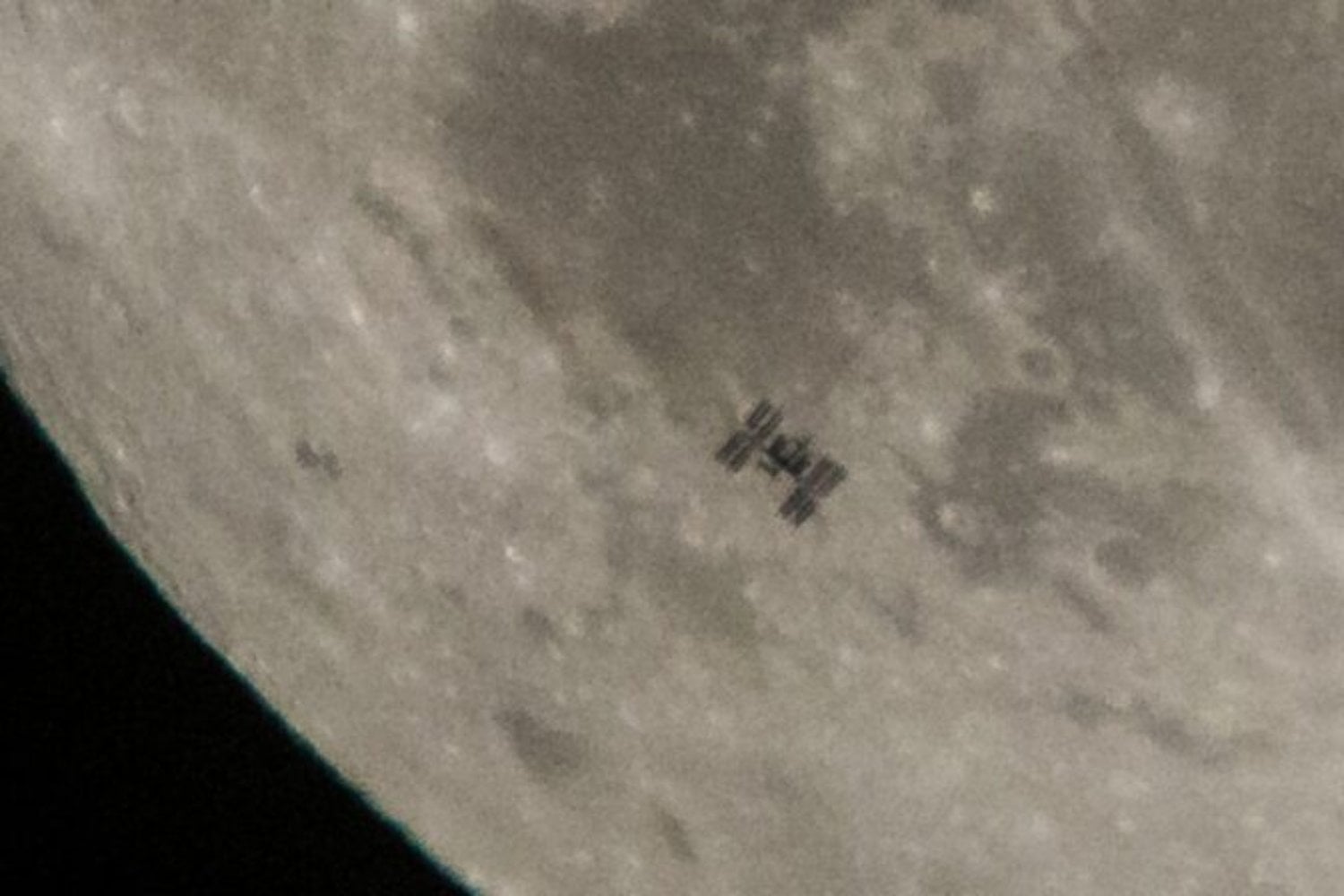 Estados Unidos quiere evitar quedarse sin presencia en órbita cuando muera la ISS. Su nuevo plan no apuesta por estaciones privadas, sino por controlarlas desde el inicio