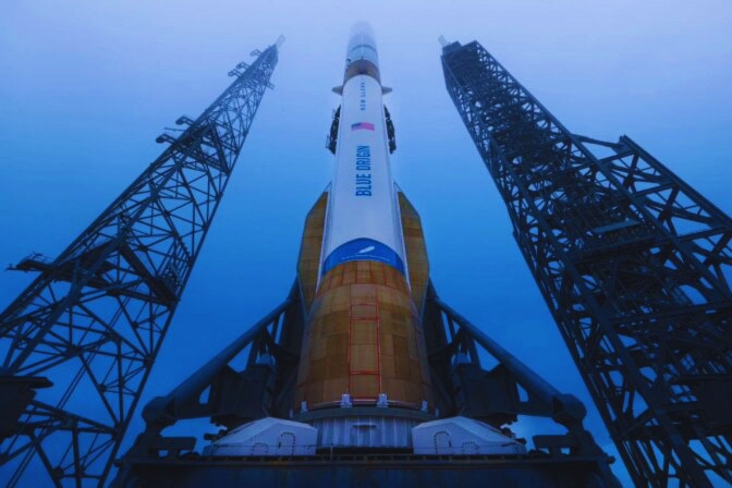 Algo salió muy mal en la última misión del cohete de Bezos. Blue Origin logró recuperar el propulsor del New Glenn, pero dejó el satélite de su cliente en una órbita equivocada