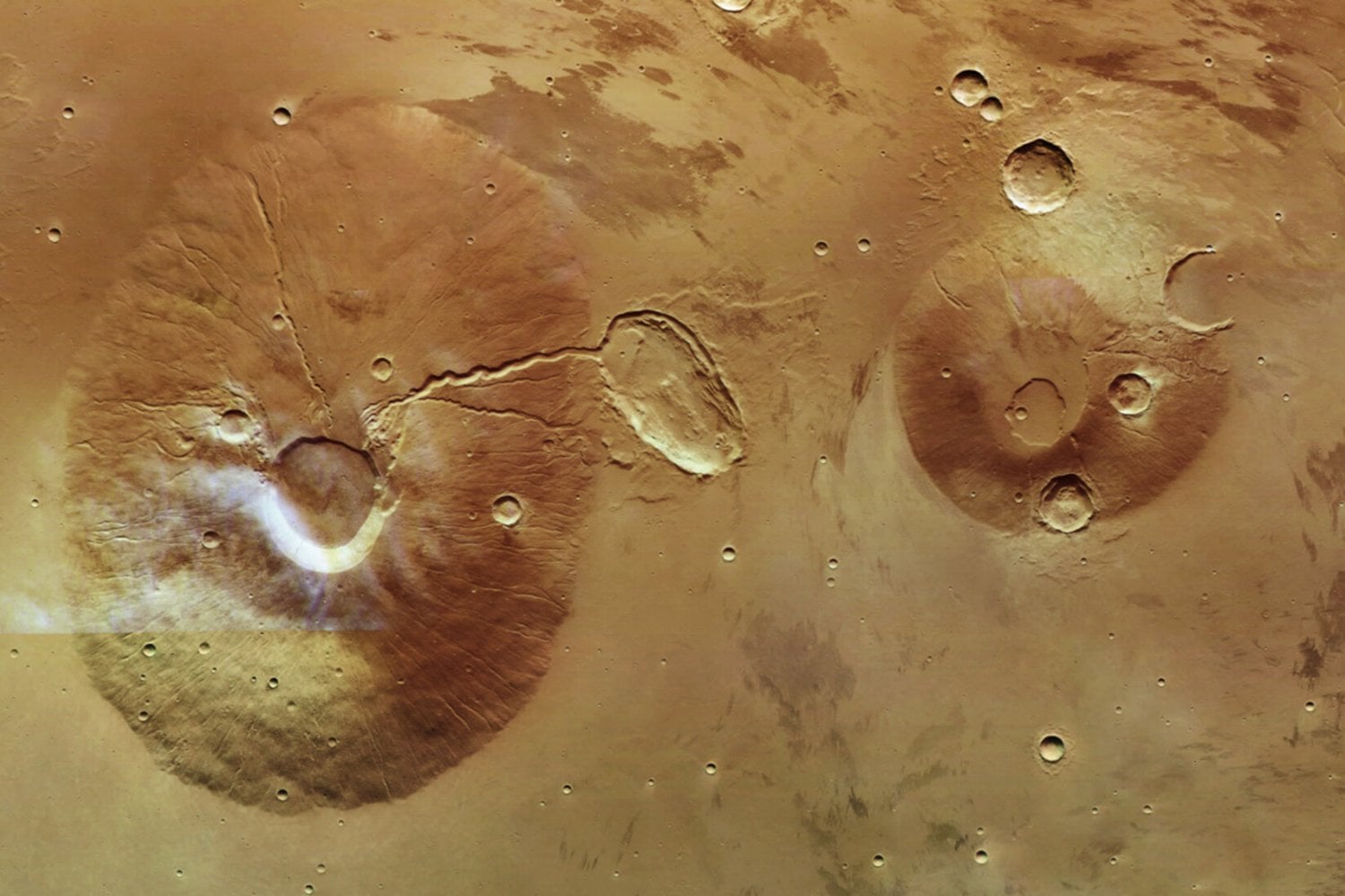 Llevamos décadas buscando vida en la superficie de Marte y quizá estábamos mirando en el lugar equivocado. Una misión propone entrar en sus volcanes y cuevas profundas