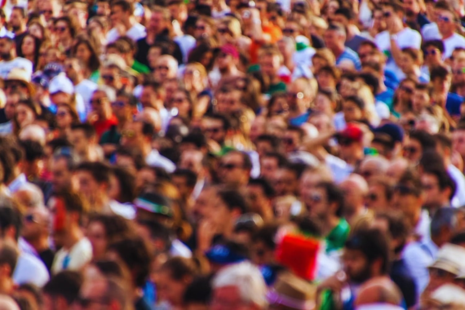 Varios investigadores y expertos en demografía coinciden: la Tierra no puede sostener a la futura población humana, ni siquiera a la actual. Un nuevo estudio alerta de que ya vivimos por encima de los límites del planeta