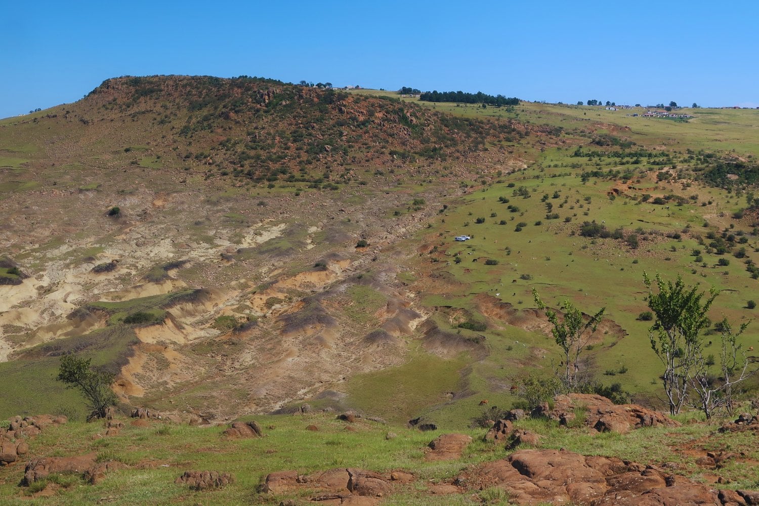 Los primeros humanos ya regresaban una y otra vez al mismo lugar para extraer piedra hace 220.000 años. El hallazgo en Sudáfrica cambia lo que creíamos sobre su capacidad de planificación