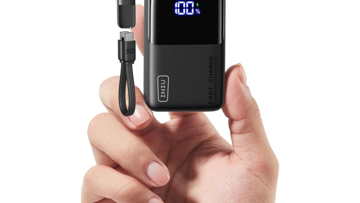 INIU batería externa mini de 10.000mAh alcanza su precio más bajo del año, ofreciendo un tamaño compacto y carga rápida asequible