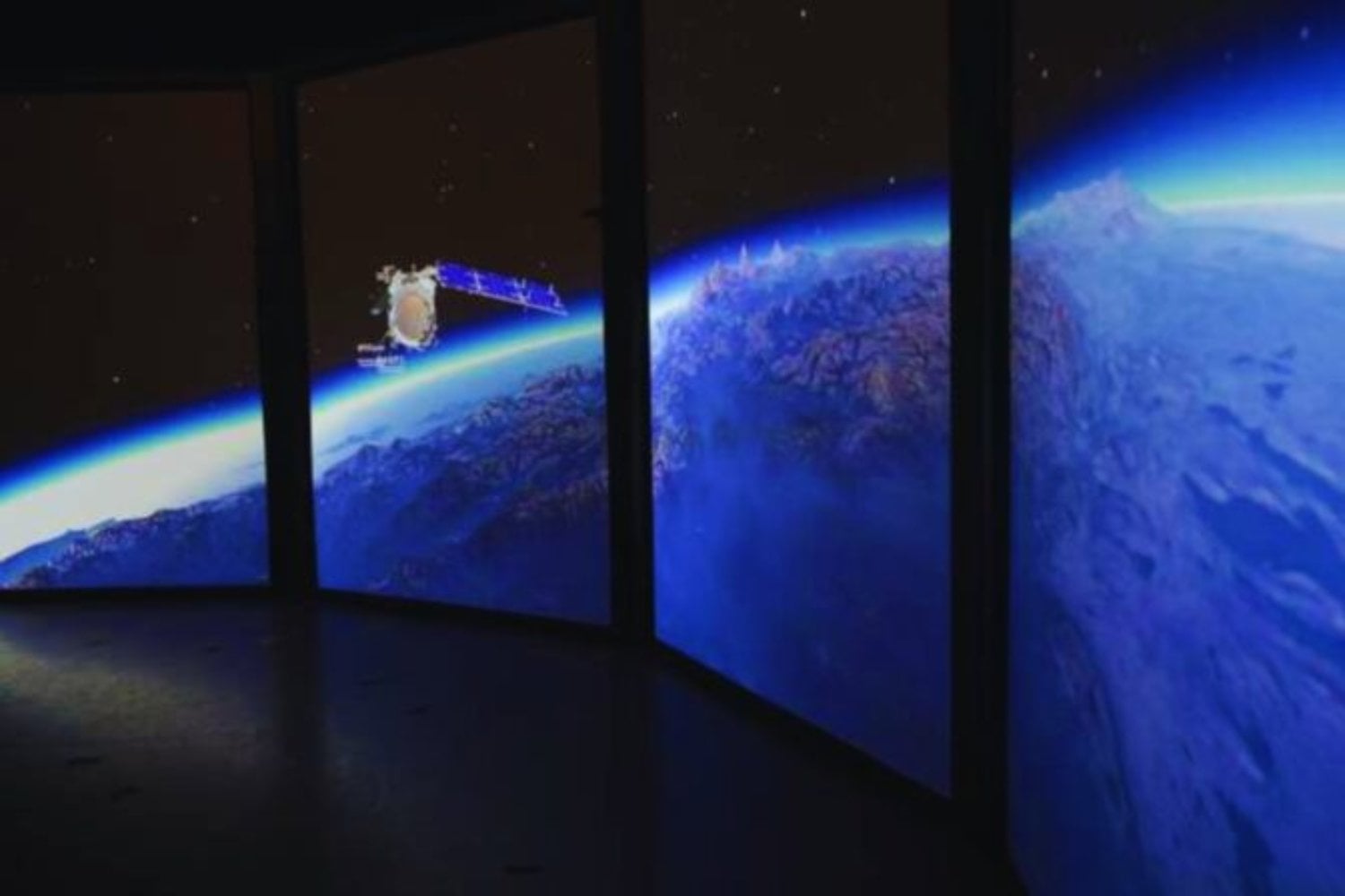 Una startup quiere vender luz solar en mitad de la noche. Su idea es lanzar miles de espejos al espacio para reflejar el Sol sobre la Tierra, y muchos científicos ya están alarmados