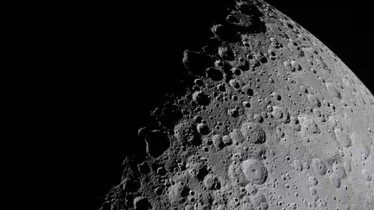 Artemis II volvió a poner a la cara oculta de la Luna en el centro del mapa espacial. El problema para Estados Unidos es que China ya lleva años haciendo historia allí… Y casi nadie lo sabe