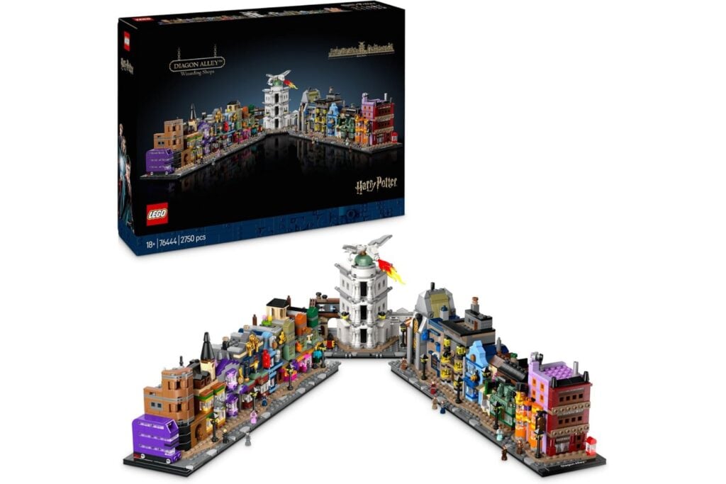 LEGO Harry Potter Diagon Alley Magical Shops Model Kit