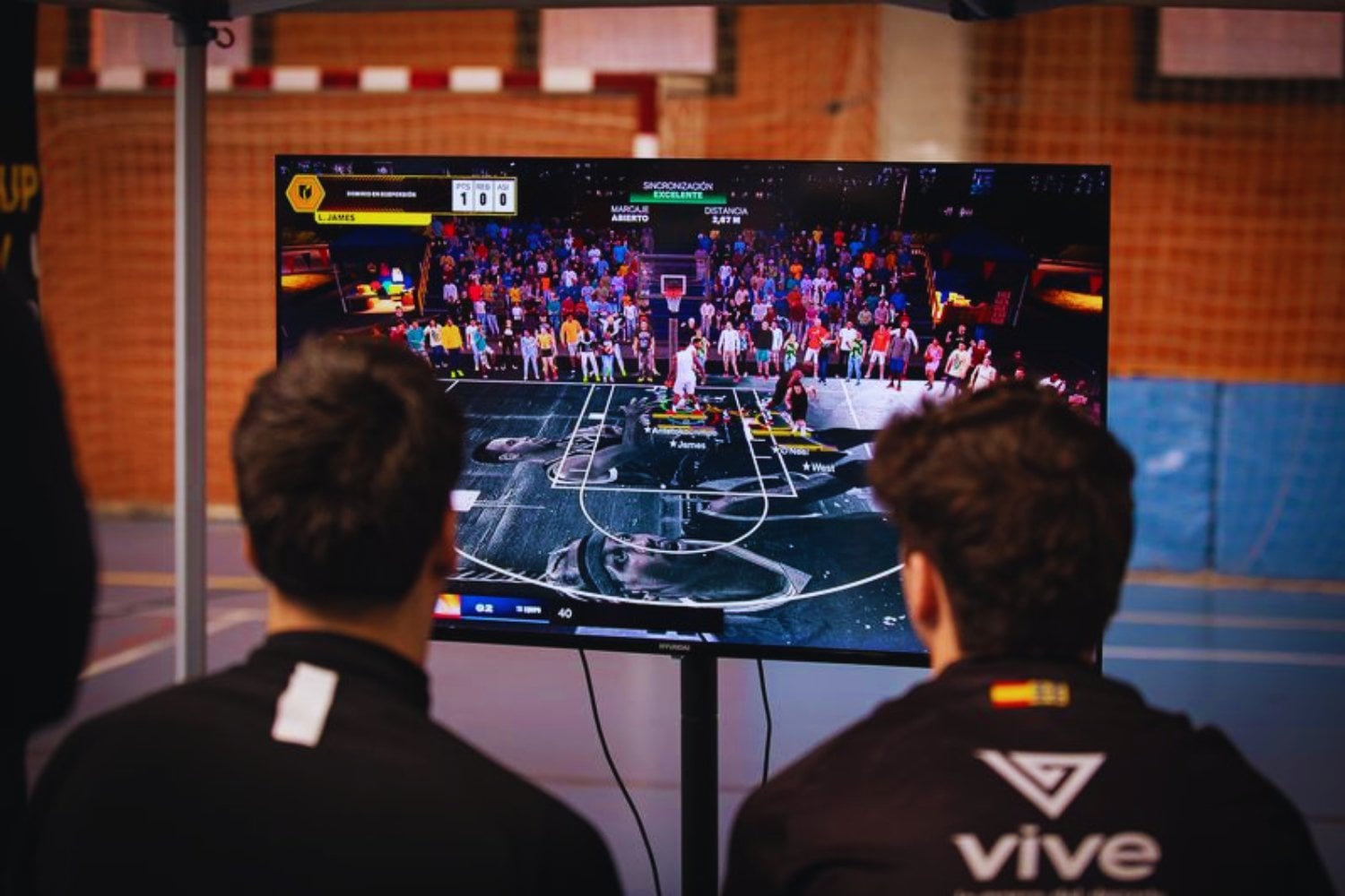 El deporte está entrando en una fase donde el mando y el cuerpo pesan lo mismo. La World Phygital Community, gran responsable de ello, cree que ya no hablamos de una tendencia, sino del nacimiento de una nueva disciplina global