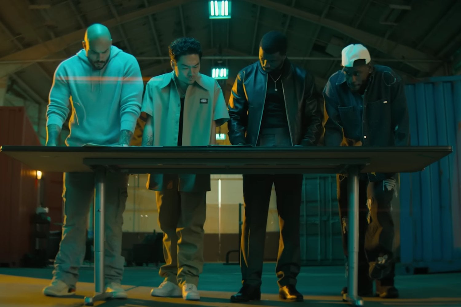 Cuando el enemigo se convierte en reflejo: el thriller que transforma la persecución en algo mucho más inquietante