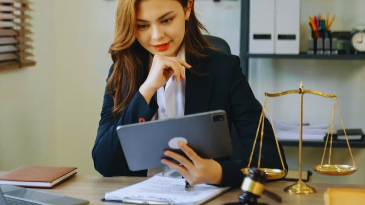 La revolución legal ya no espera a nadie y la inteligencia artificial ya está transformando despachos y grandes empresas desde dentro. Madrid reunirá a quienes están redefiniendo el futuro del derecho con nuevas Legal Ops, automatización e...
