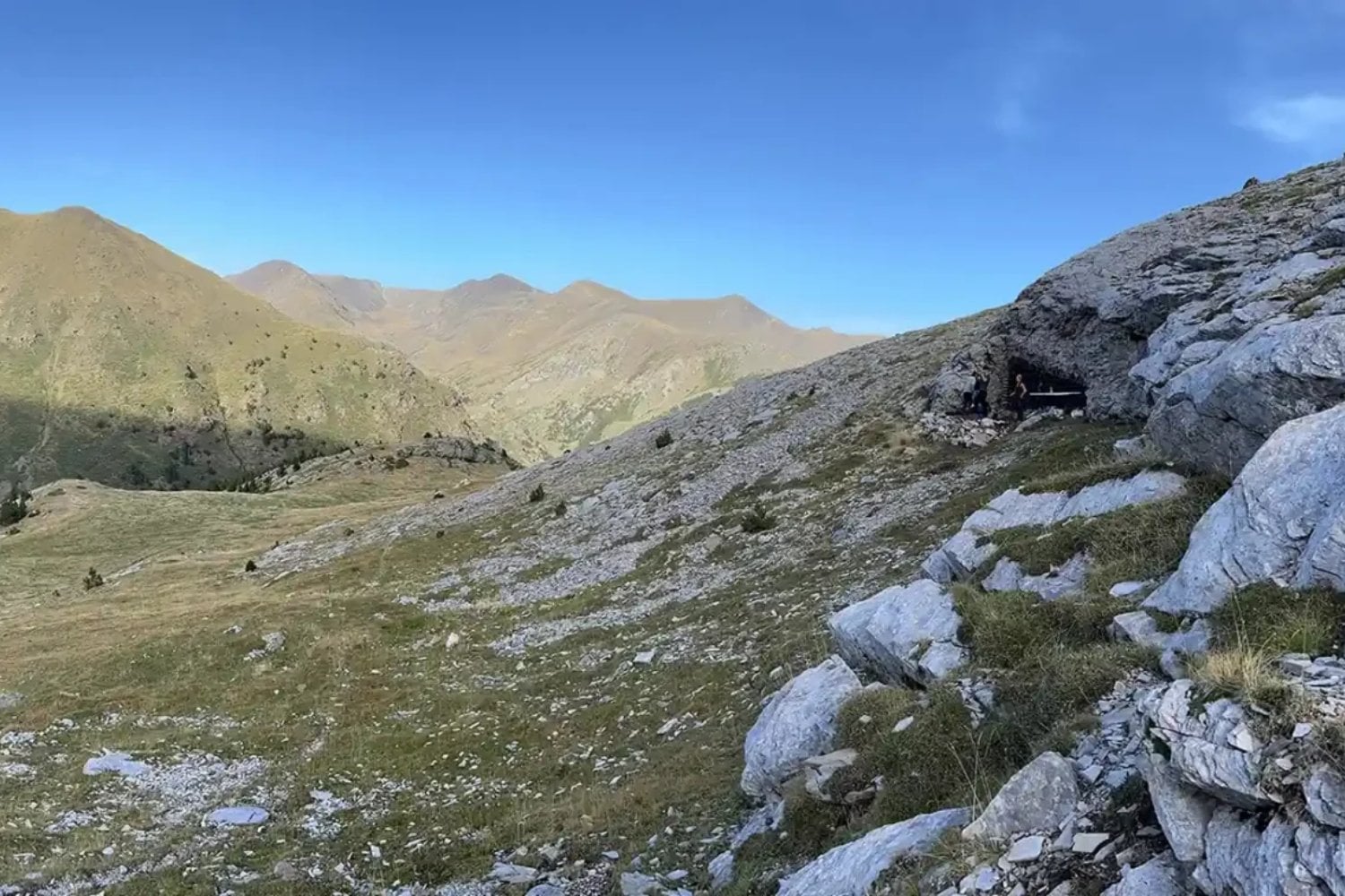 A más de 2.000 metros en los Pirineos encontraron algo que no debería estar ahí. Un campamento minero prehistórico cambia lo que creíamos sobre la vida en alta montaña