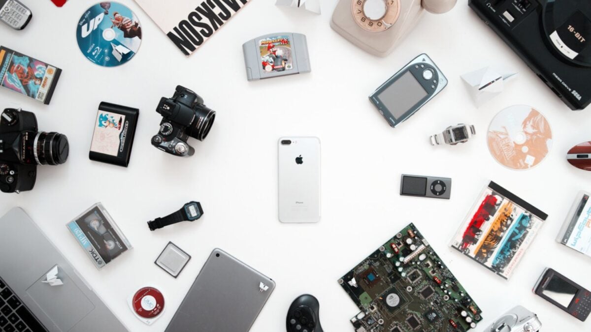 Compramos tecnología asumiendo que perderá valor desde el primer día. Sin embargo, un nuevo estudio revela qué móviles, portátiles, tablets y tarjetas gráficas están haciendo exactamente lo contrario