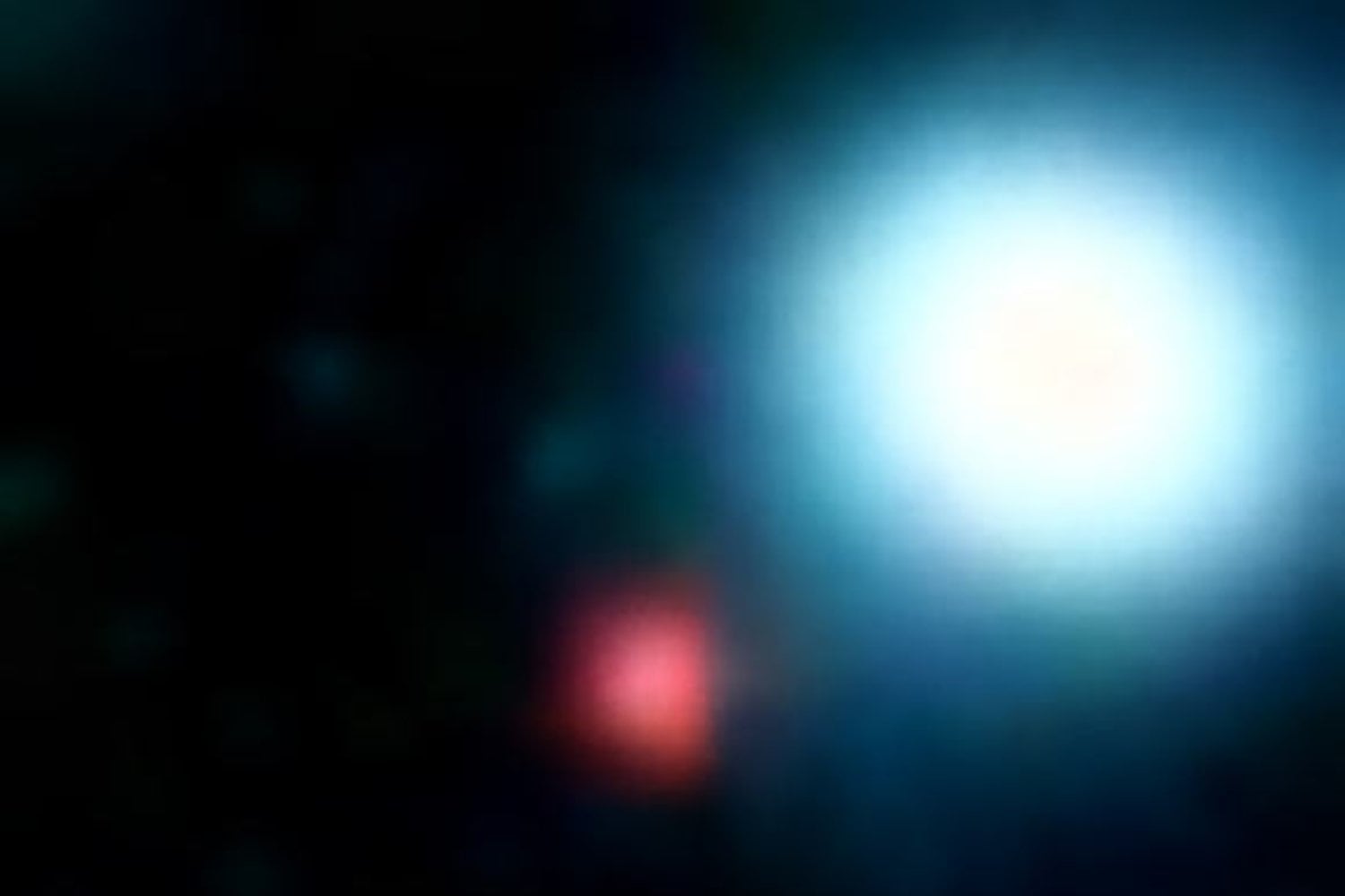 El telescopio James Webb acaba de pesar un agujero negro nacido poco después del Big Bang. Lo más inquietante es que parece existir antes que su propia galaxia