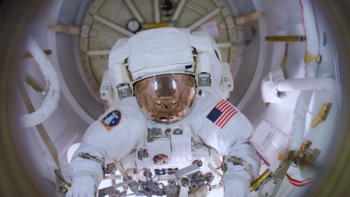 Una caminata espacial puede convertir un pequeño fallo técnico en una situación mortal en cuestión de segundos. Radiación, vacío y temperaturas extremas siguen siendo algunos de los mayores desafíos de la exploración espacial
