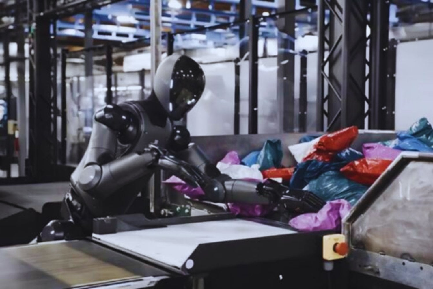 Miles de personas vieron en directo cómo un robot clasificaba paquetes durante horas sin detenerse. Y quizá esa fue la demostración más inquietante de la robótica moderna hasta ahora