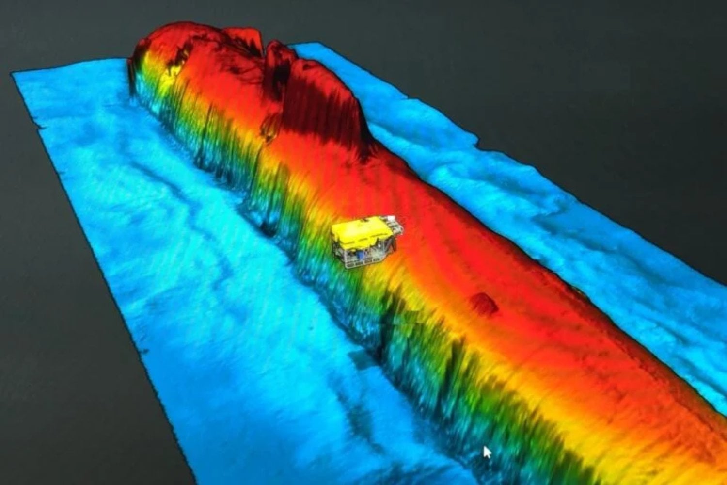 Más de 35 años después de hundirse en el fondo del océano, un submarino nuclear soviético sigue liberando radiación desde su reactor y los científicos acaban de confirmar que la fuga continúa activa