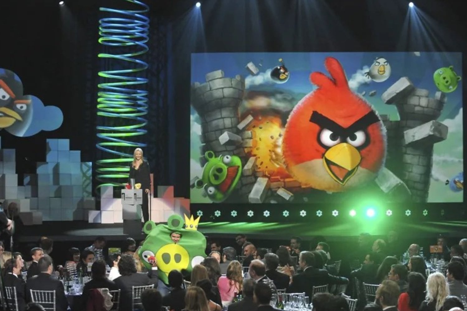 Del móvil al Olimpo: Angry Birds ya es historia oficial del videojuego