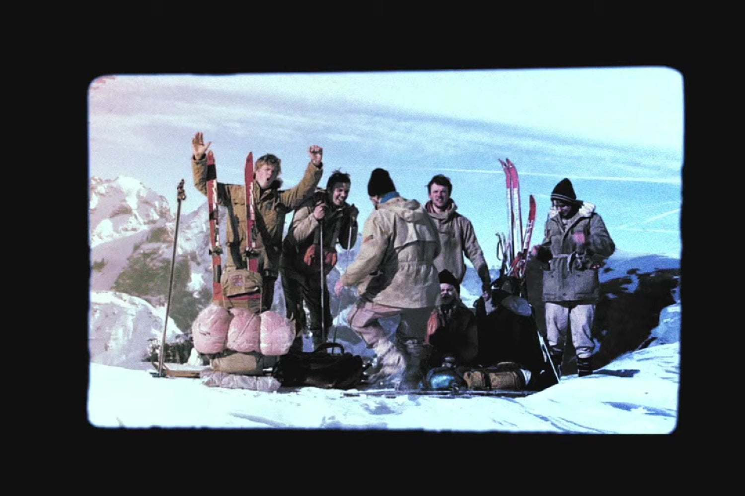 La película inspirada en una tragedia real que convierte la nieve en una pesadilla sin salida