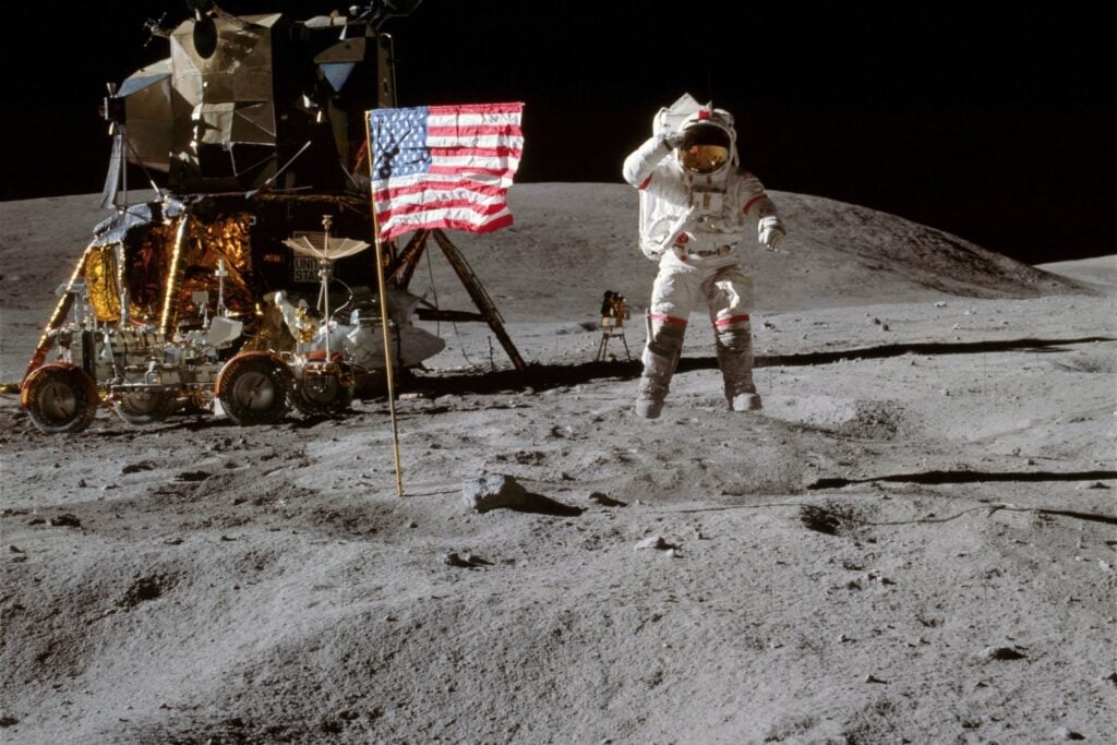 Banderas En La Luna