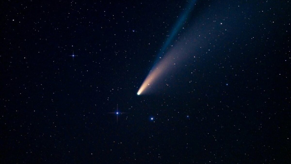 Un meteoro explotó sobre Massachusetts con la fuerza de 300 toneladas de TNT y las casas temblaron — la NASA confirmó que era un objeto natural