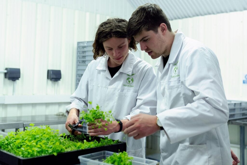 Cientificos Con Plantas