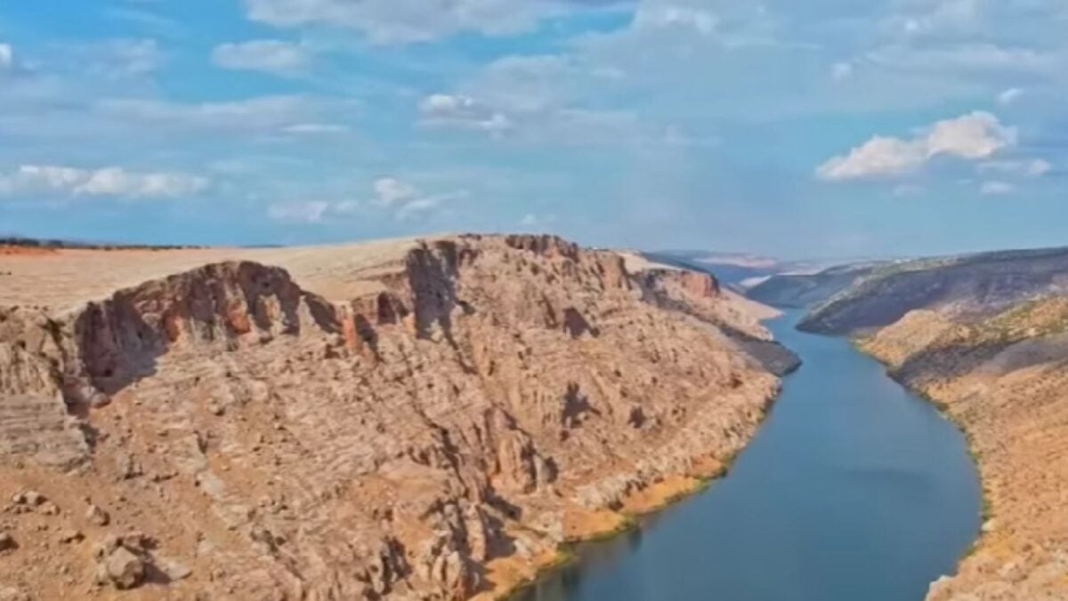 Un Mediterráneo convertido en desierto y dos ríos gigantes: la reconstrucción que reescribe el origen del Éufrates