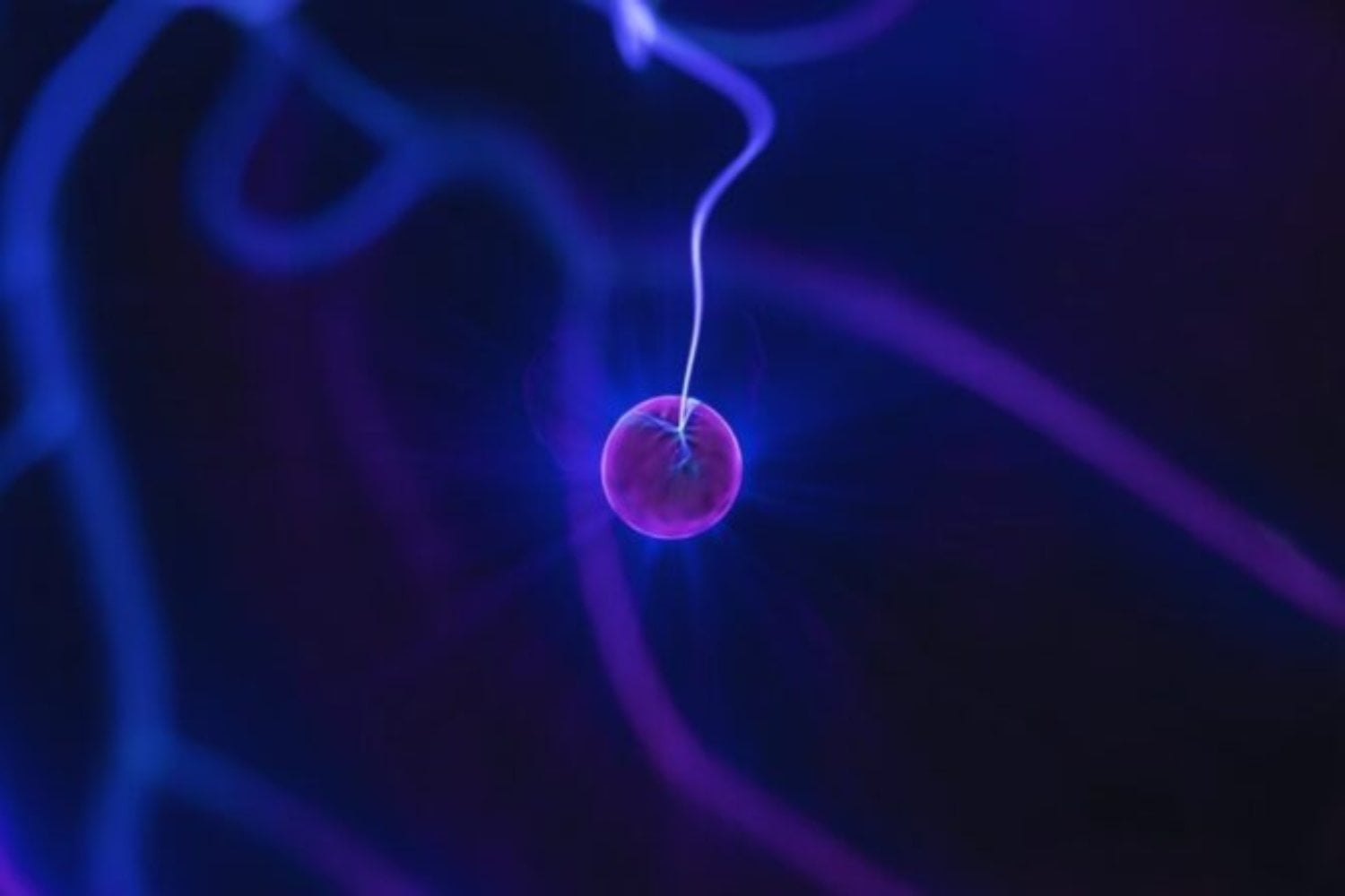 Los físicos han aprendido a esculpir gatos de Schrödinger casi a voluntad. Un solo ion permite construir estados cuánticos con formas que antes solo existían sobre el papel