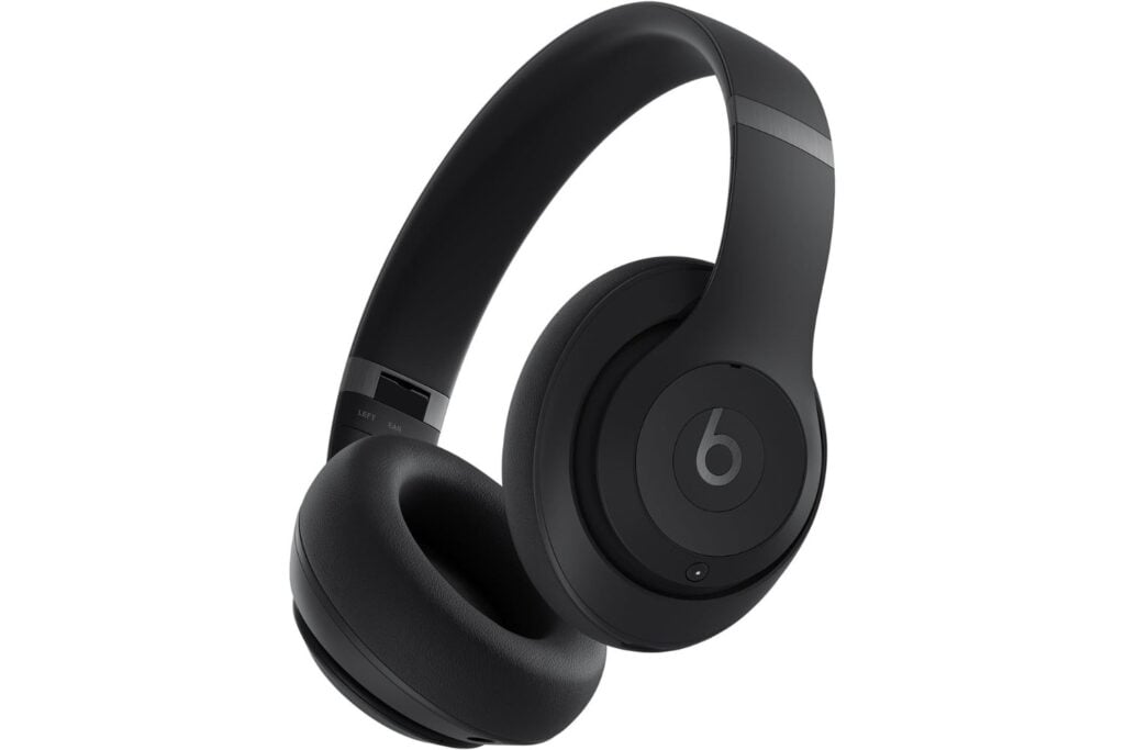 Los Beats Studio Pro caen a un 51% de descuento y ahora son 