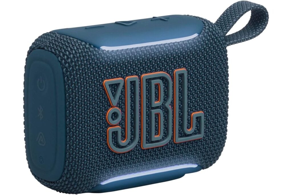 El altavoz resistente al agua JBL GO 5 alcanza su precio más