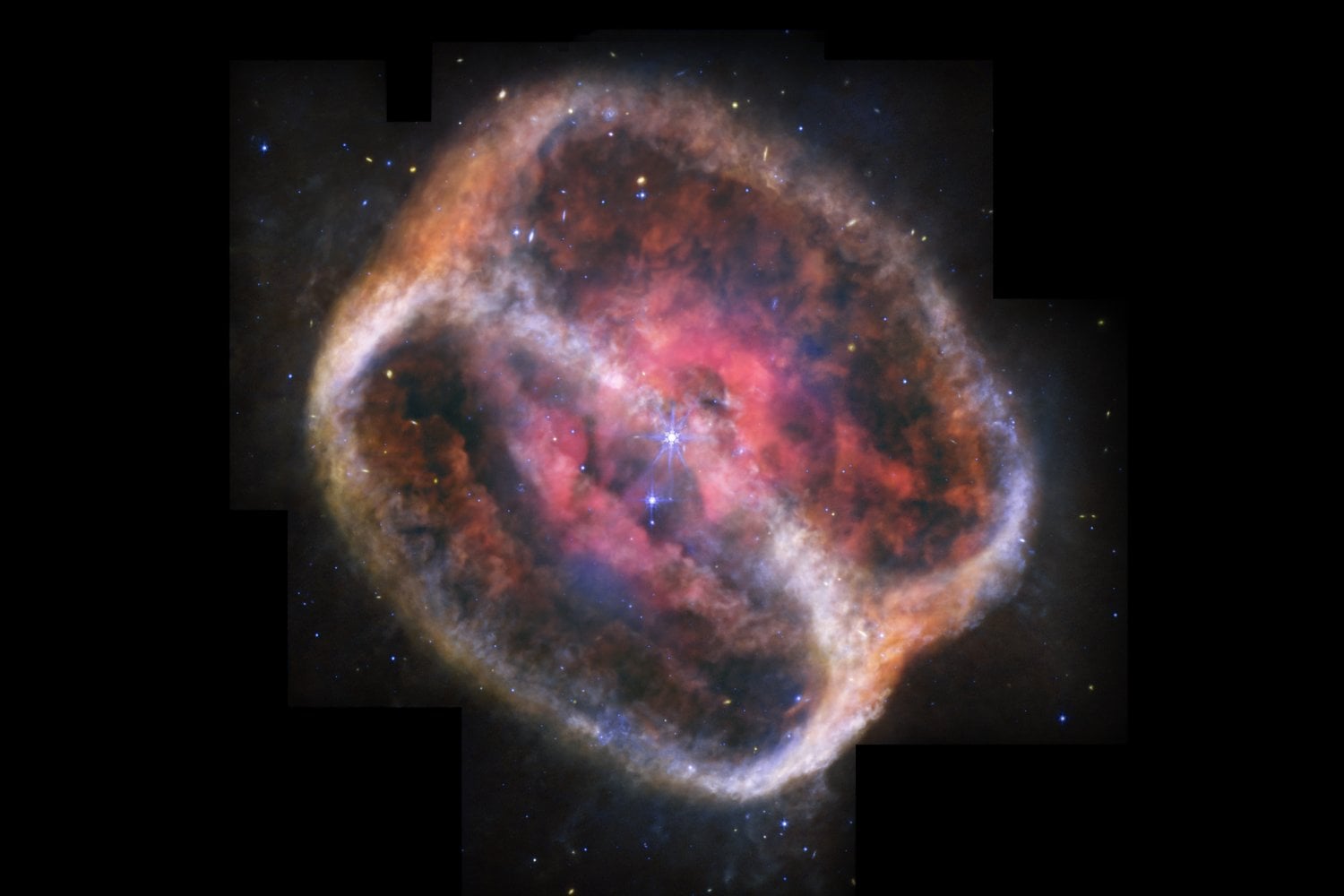 A 1.500 años luz de la Tierra existe un objeto que los astrónomos observan como una ventana al futuro. La nebulosa Bola de Cristal muestra cómo podría terminar el Sol dentro de miles de millones de años