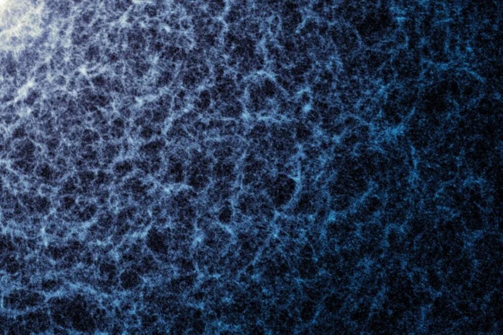 El universo debería verse igual en todas las direcciones, pero el mapa más ambicioso de galaxias acaba de encontrar algo extraño. DESI detectó estructuras alineadas a escala gigantesca