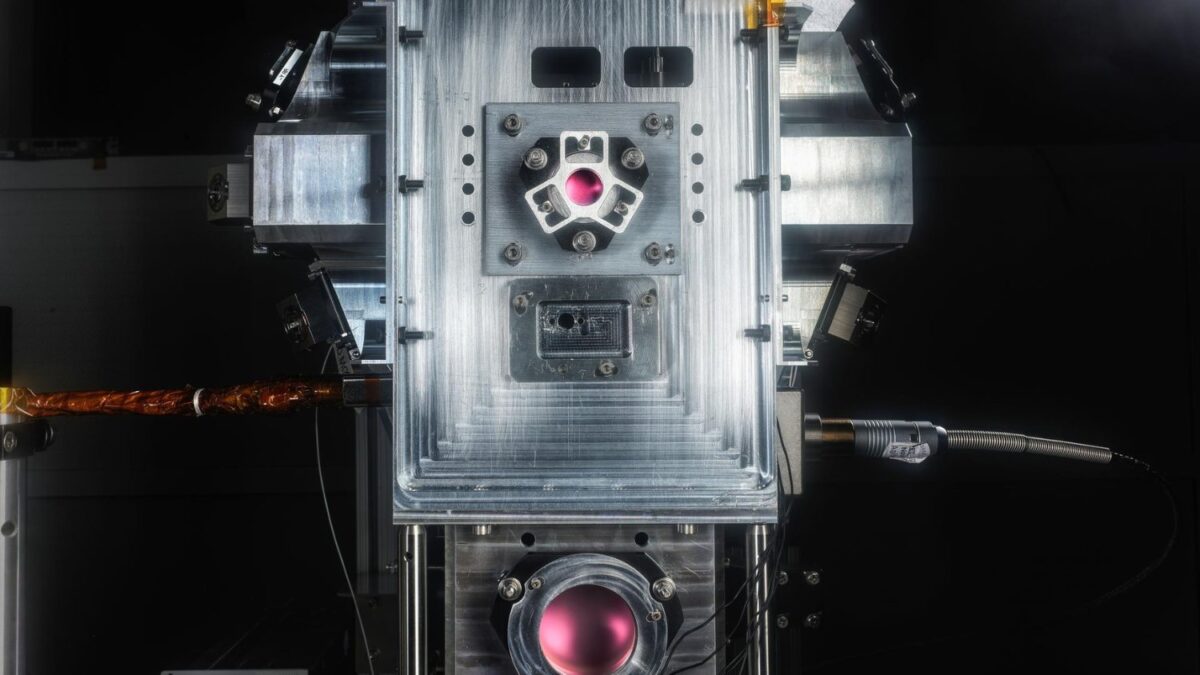 NASA модернизировала лабораторию на МКС для изучения квантовых состояний атомов