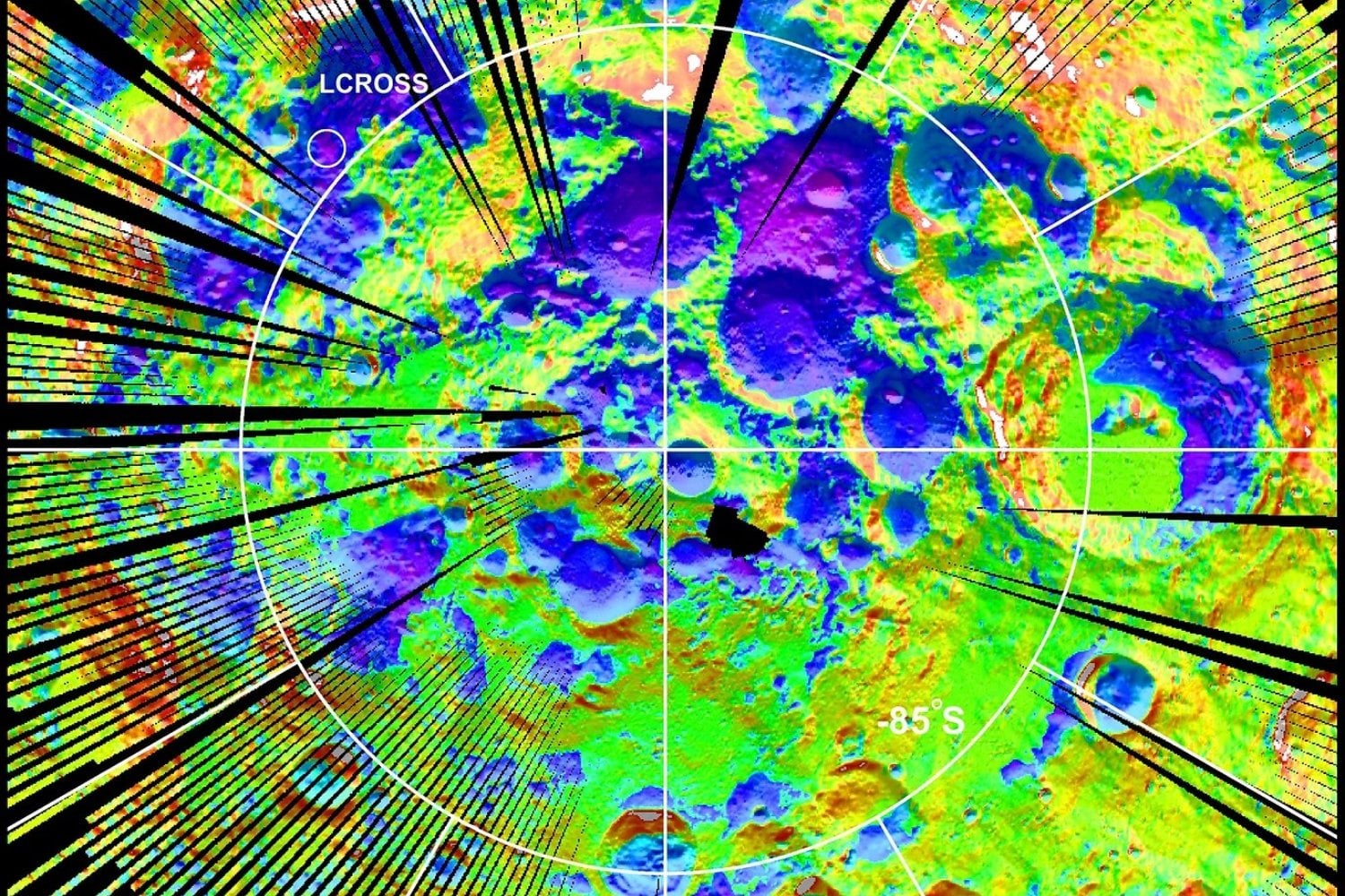 La NASA quiere enviar cuatro drones al polo sur de la Luna antes de que vuelvan los astronautas. La misión MoonFall explorará desde el aire una zona clave para construir una base lunar