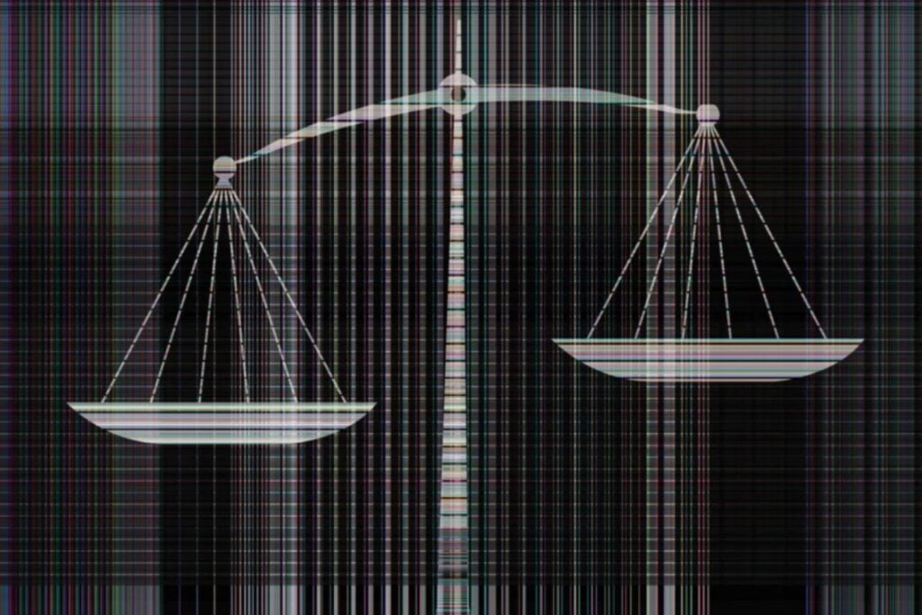 La inteligencia artificial ya responde mejor que muchos profesores de Derecho cuando los alumnos necesitan ayuda fuera de clase. En casi 3.000 comparaciones a ciegas, los docentes prefirieron a Gemini y NotebookLM el 75% de las veces