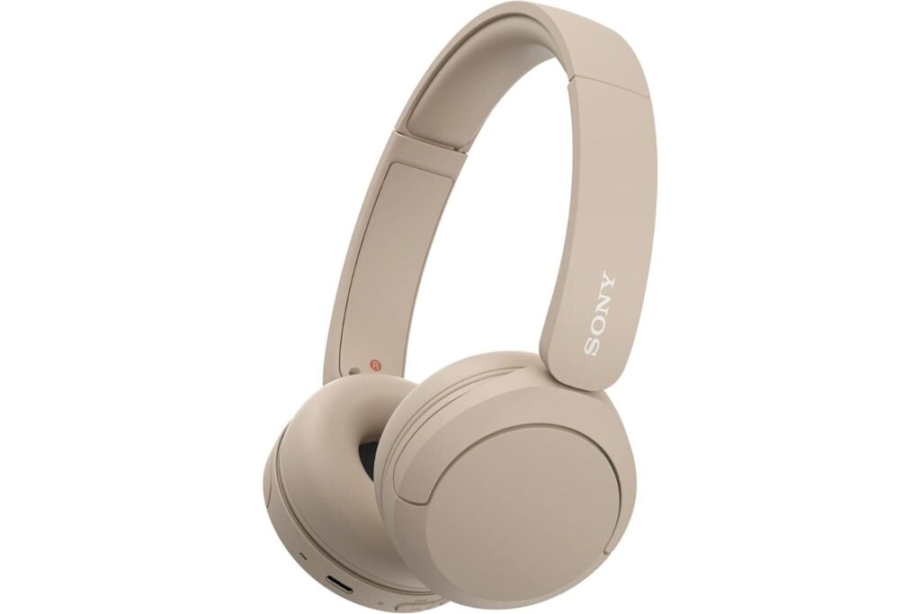 Los auriculares Bluetooth Sony WH-CH520 tienen ahora un 61% 