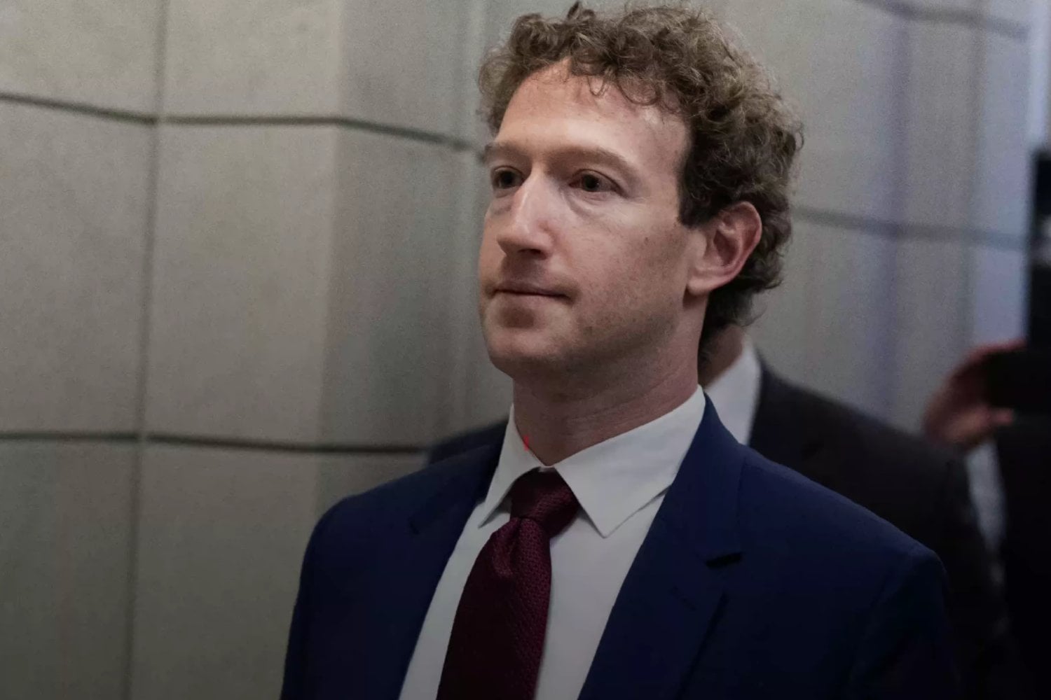 Mark Zuckerberg quiere su propio Polymarket, pero Meta tiene un problema enorme: no puede parecer una casa de apuestas