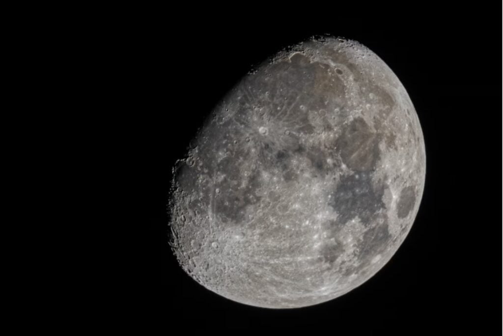 Japón llevó a la Luna un robot del tamaño de una pelota de béisbol: se transformó solo y logró hacer algo que parecía imposible