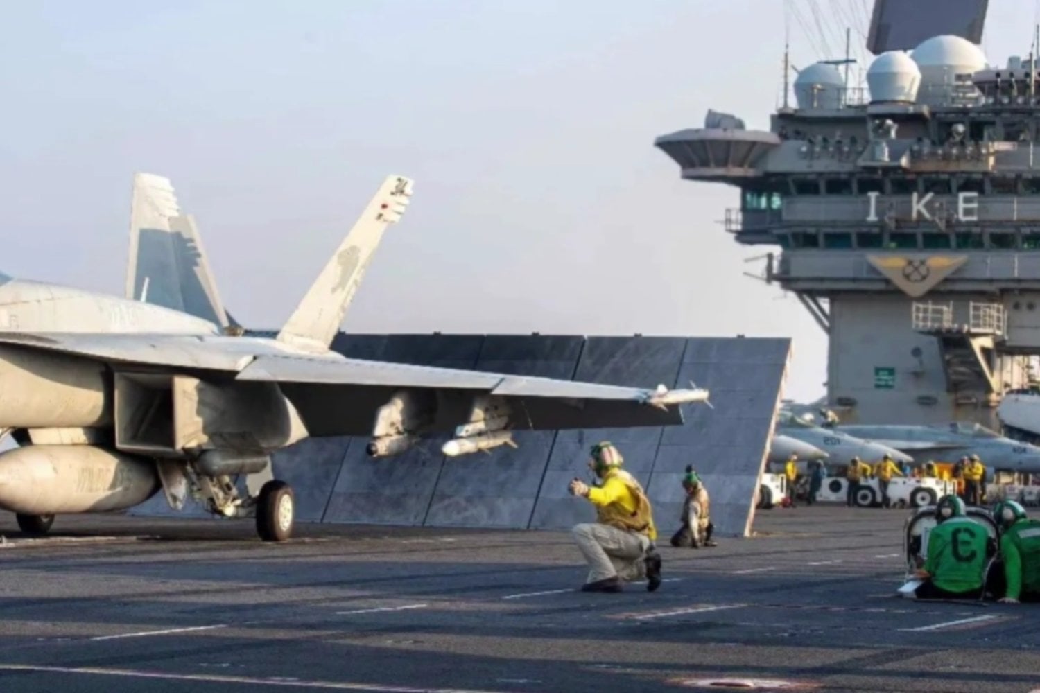 China acaba de enviar un mensaje incómodo a Estados Unidos: alejar los portaaviones ya no garantiza que estén a salvo