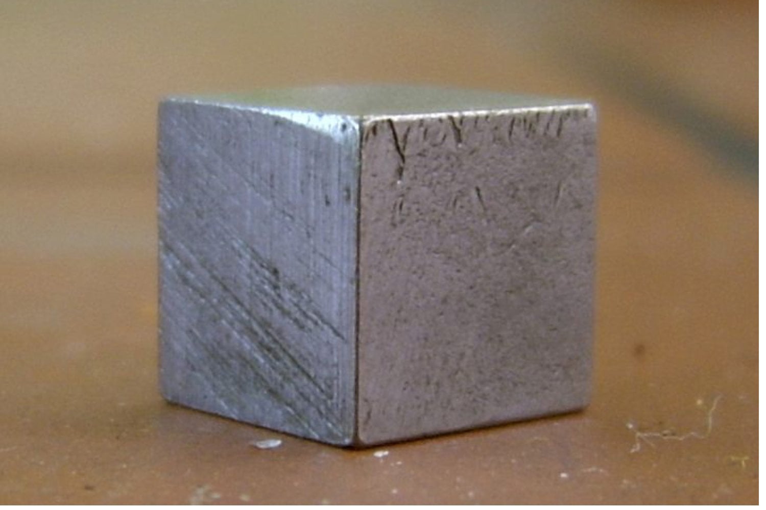 Cubo De Estaño