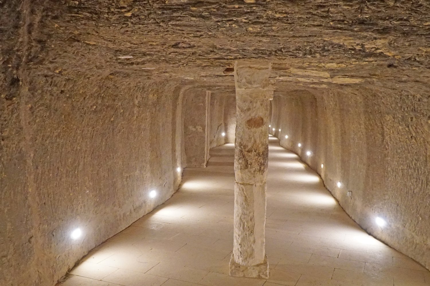Saqqara Tunel