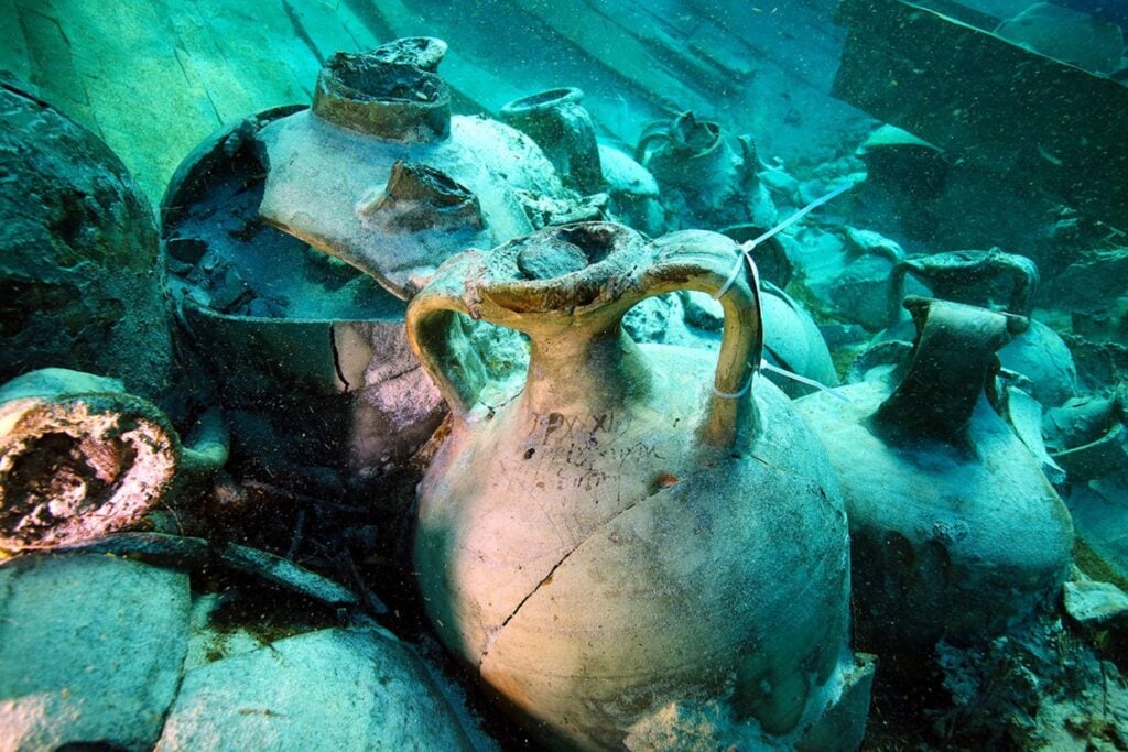 Mallorca acaba de sacar del mar una cápsula romana de 1.700 años. El pecio de Ses Fontanelles conserva ánforas, cabos, anclas y pistas únicas sobre la navegación tardorromana