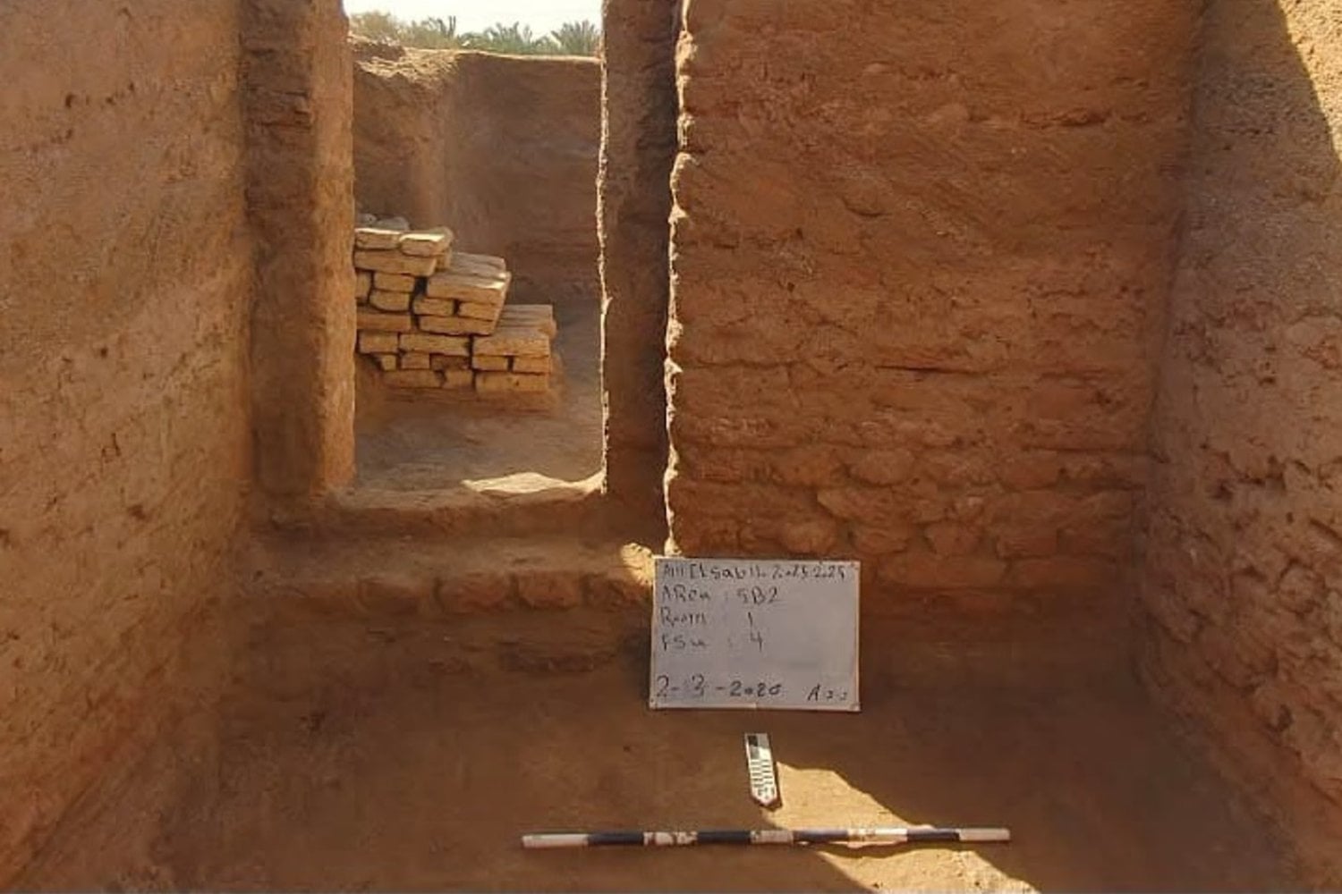 Egipto acaba de encontrar una ciudad bizantina en pleno desierto y 18 tumbas junto al Mediterráneo. Entre lenguas de oro, hornos de pan y cartas en cerámica aparece una historia mucho más humana