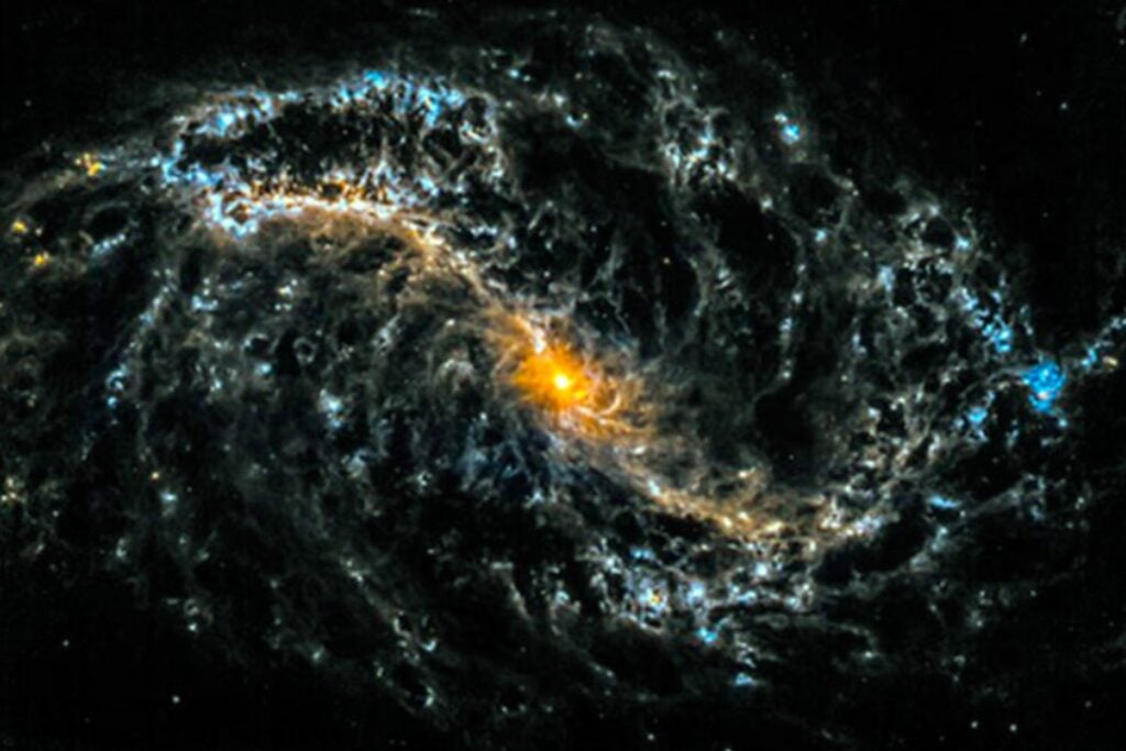 Los astrónomos colocaron 100.000 cúmulos estelares sobre un mismo mapa y convirtieron 38 galaxias en una enorme máquina del tiempo para descubrir cómo nacen, envejecen y desaparecen las estrellas