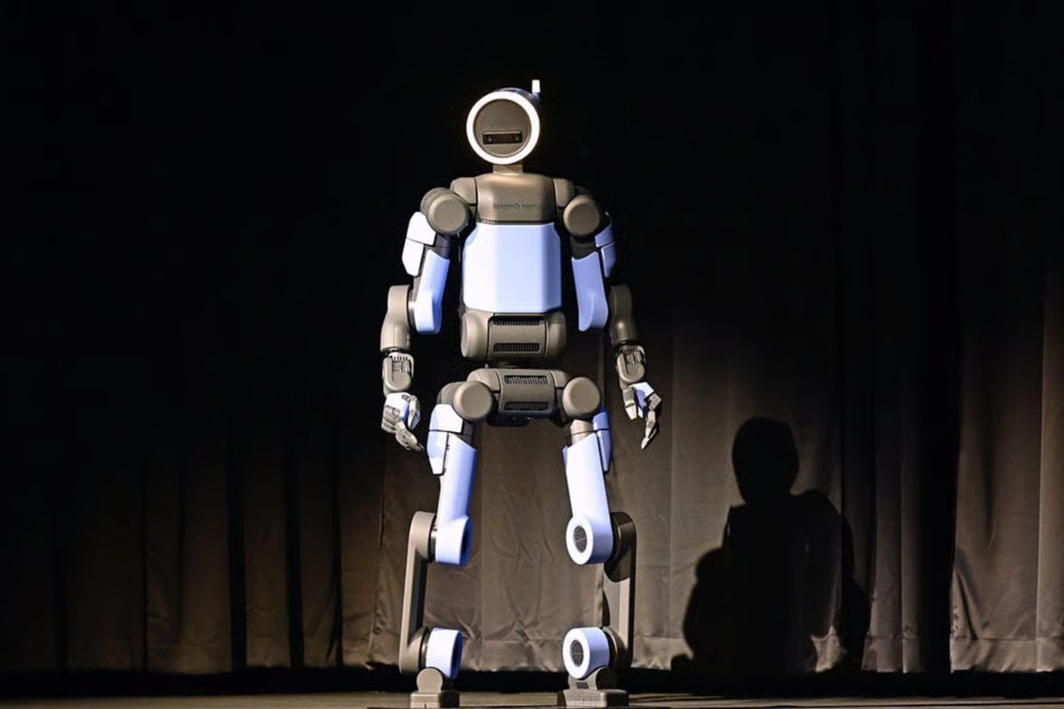 Hyundai planea introducir robots humanoides en sus fábricas a partir de 2028. Sus trabajadores han respondido con una huelga parcial y exigen que ningún Atlas sustituya empleo sin negociar antes sus condiciones