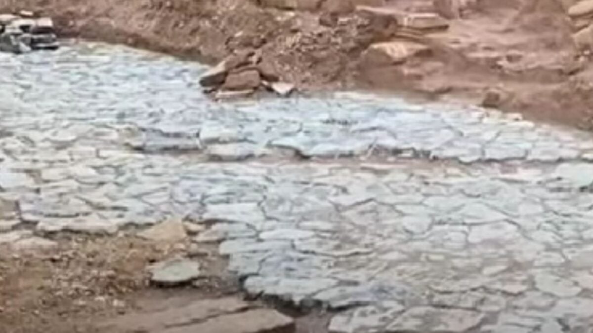 Descubren una gigantesca fábrica medieval de plata y latón oculta bajo el desierto del Sahara durante siglos