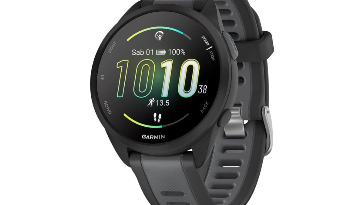 El Garmin Forerunner 165 baja por debajo de su precio del Black Friday mientras Amazon liquida uno de los relojes GPS para correr más vendidos