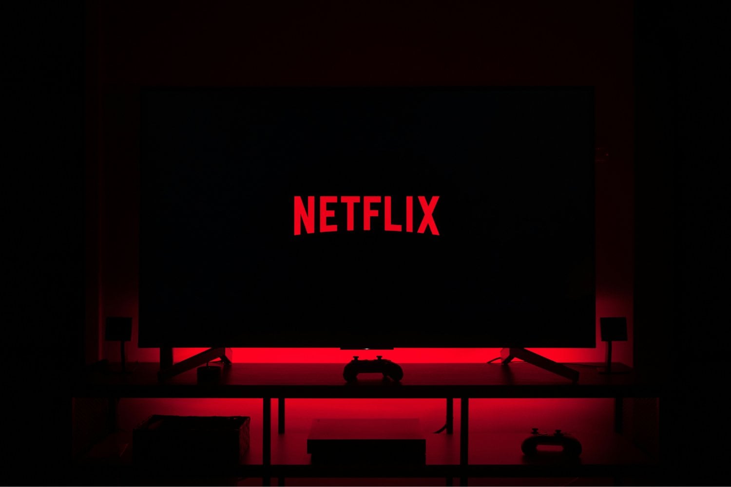 Netflix estudia sumar canales de televisión en vivo para evitar que sus usuarios pasen menos tiempo en la plataforma